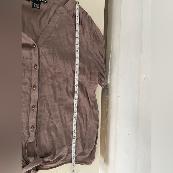 4/25 Brownish Antilia Femme Button Down Blouse - Picture 8 of 11